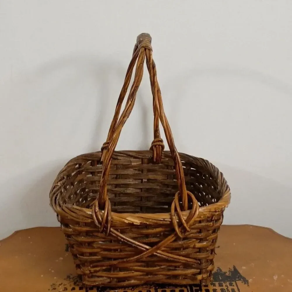 Large Wicker Basket with Handle Farmhouse Country Decor